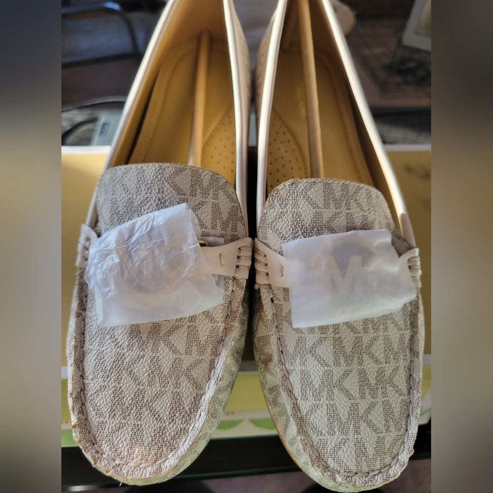 Michael Kors Beige Loafers for Women